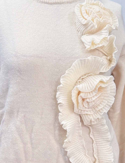 Elegant 3D Floral Round Neck Pullover Sweater