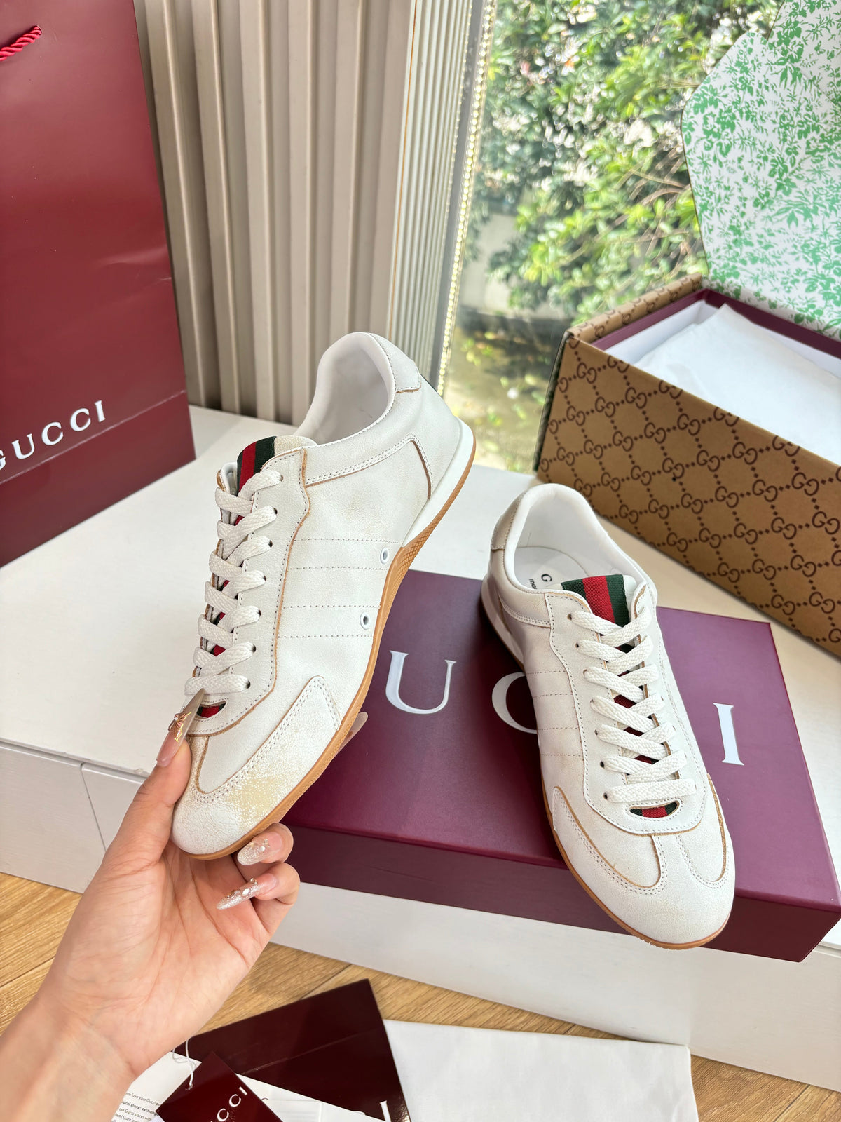 Gucci Shift Damen sneaker Varianten Schwarzes Off-White Leather 506839