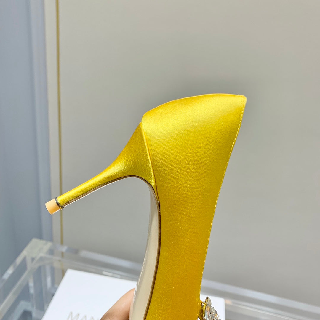 Manolo Women's Nadira Pumps 70 Yellow Satin