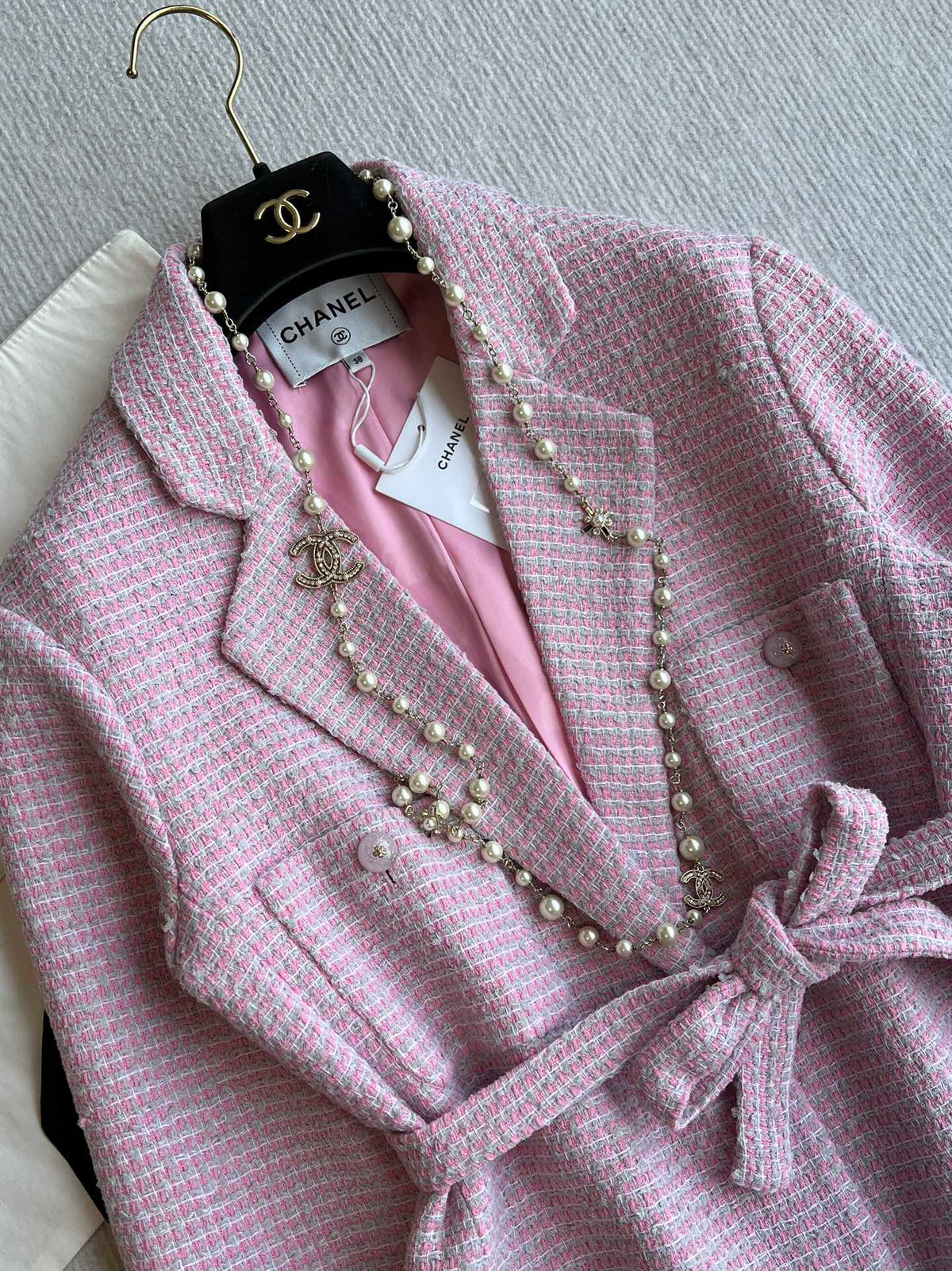 CC 25SS Lace-up Jacket Pink Sequins Tweed 235919