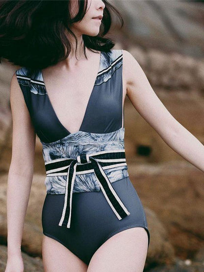 Retro Print New High Slit One-Piece Swimsuit