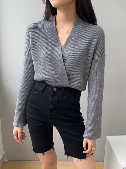 Stylish 6 Colors Knitting V-Neck Asymmetric Sweater