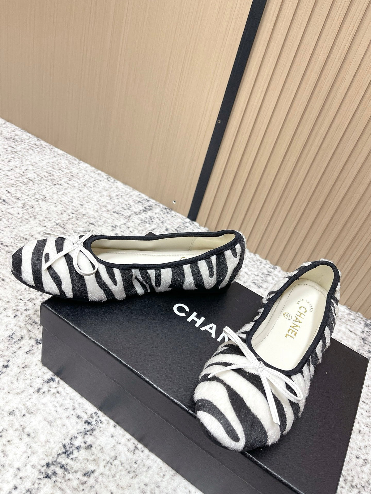 Chanel 26 Tiger Print White Black Ballet Flat in Sheepskin Wool 591376