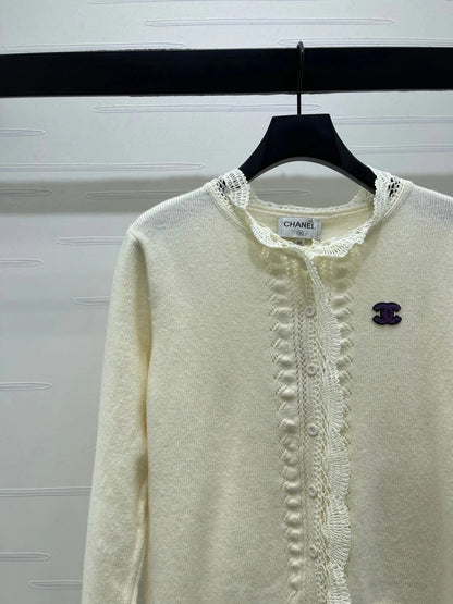 CC 26 Lace-Trimmed Knit Cardigan Cream Wool 340798