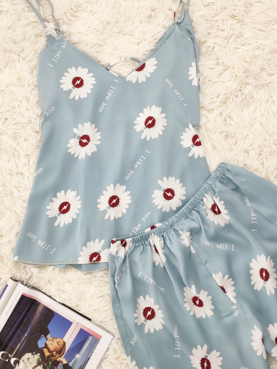 Summer Ice Silk Suit Sling Shorts Small Daisy Pajamas Lovely Fresh Sweet Two Sets Of Home Clothes Pajamas