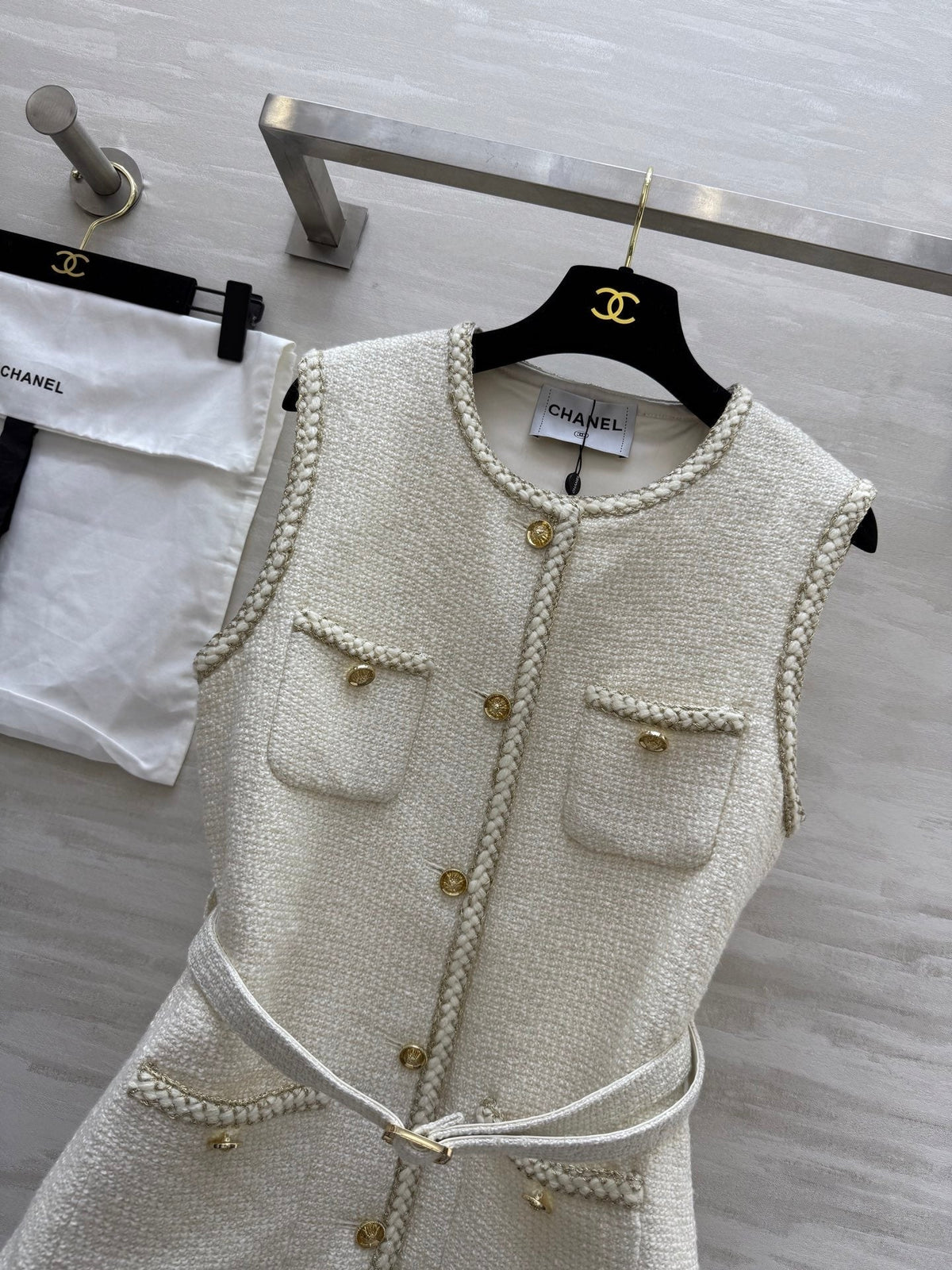 CC 25 Lady Vest Ivory Cotton
