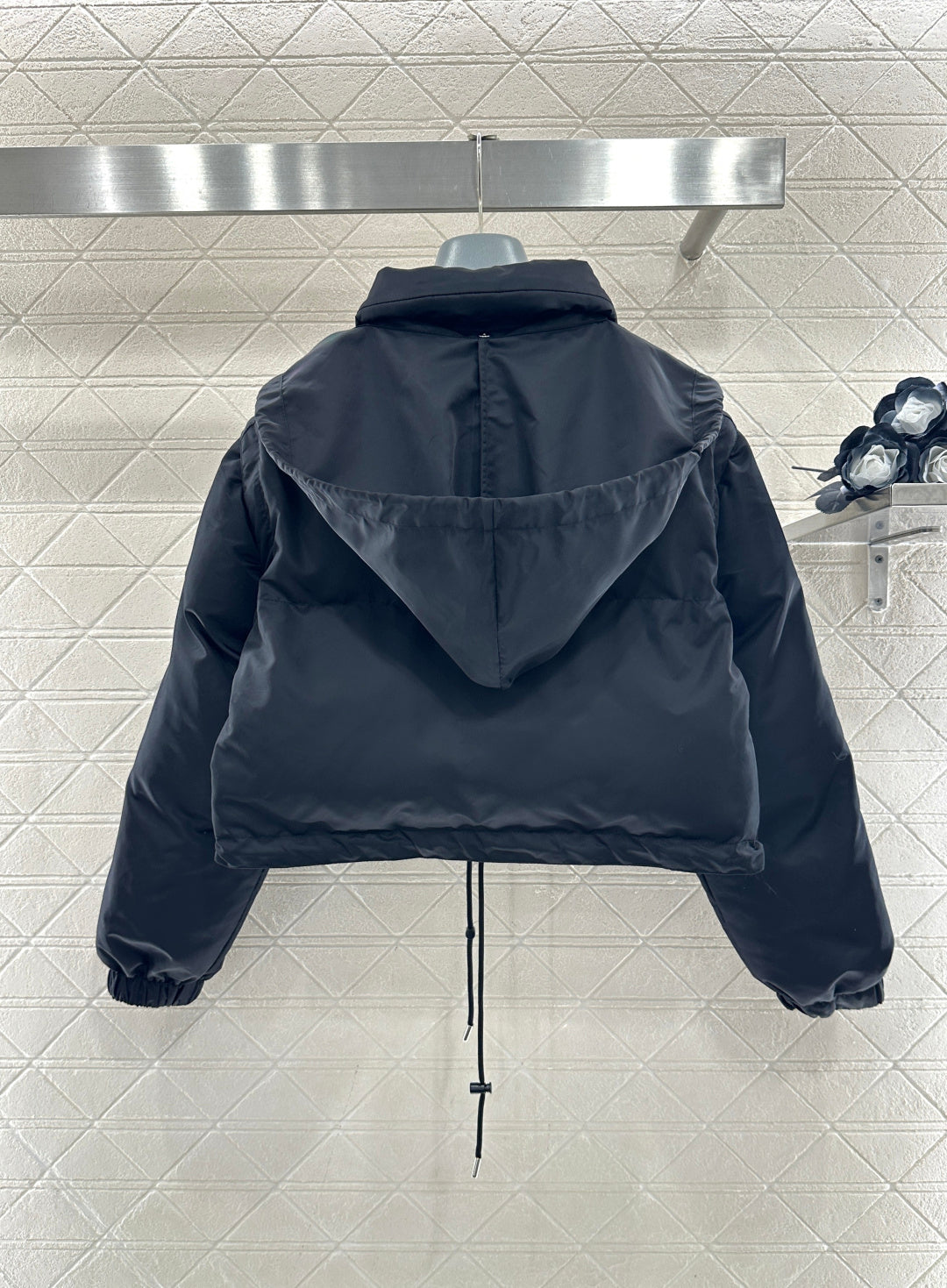 Prada 2025 Cropped Jacket With Detachable Sleeves Black Re-Nylon Down