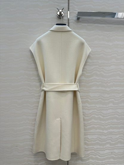 HM 25S Jacket in White Wool 295758
