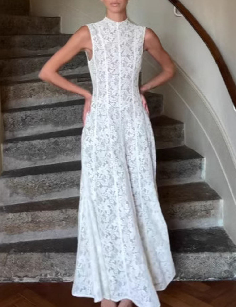 Vintage Mock Neck Sleeveless Lace Evening Dress