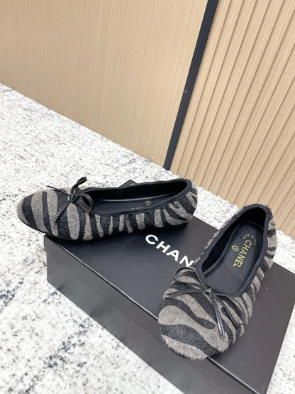 Chanel 26 Tiger Print Gray Black Ballet Flat in Sheepskin Wool 591375