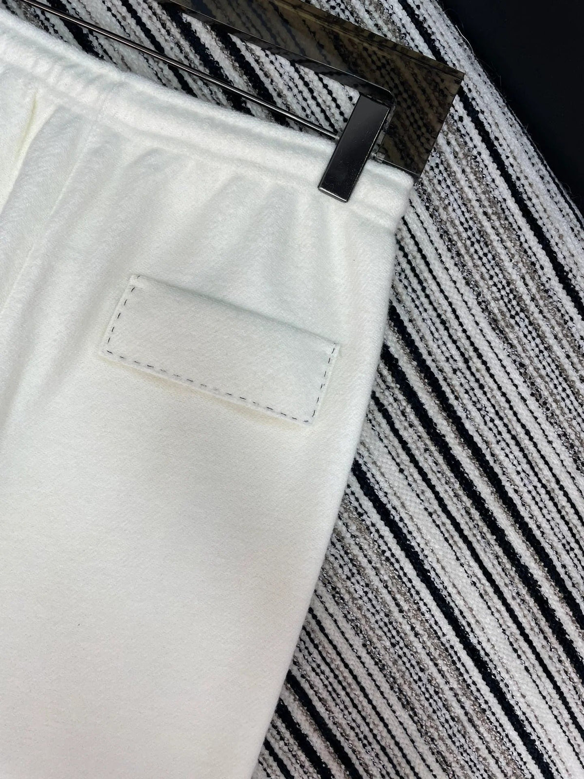 MIUMIU WIDE-LEG PANTS STYLE 653