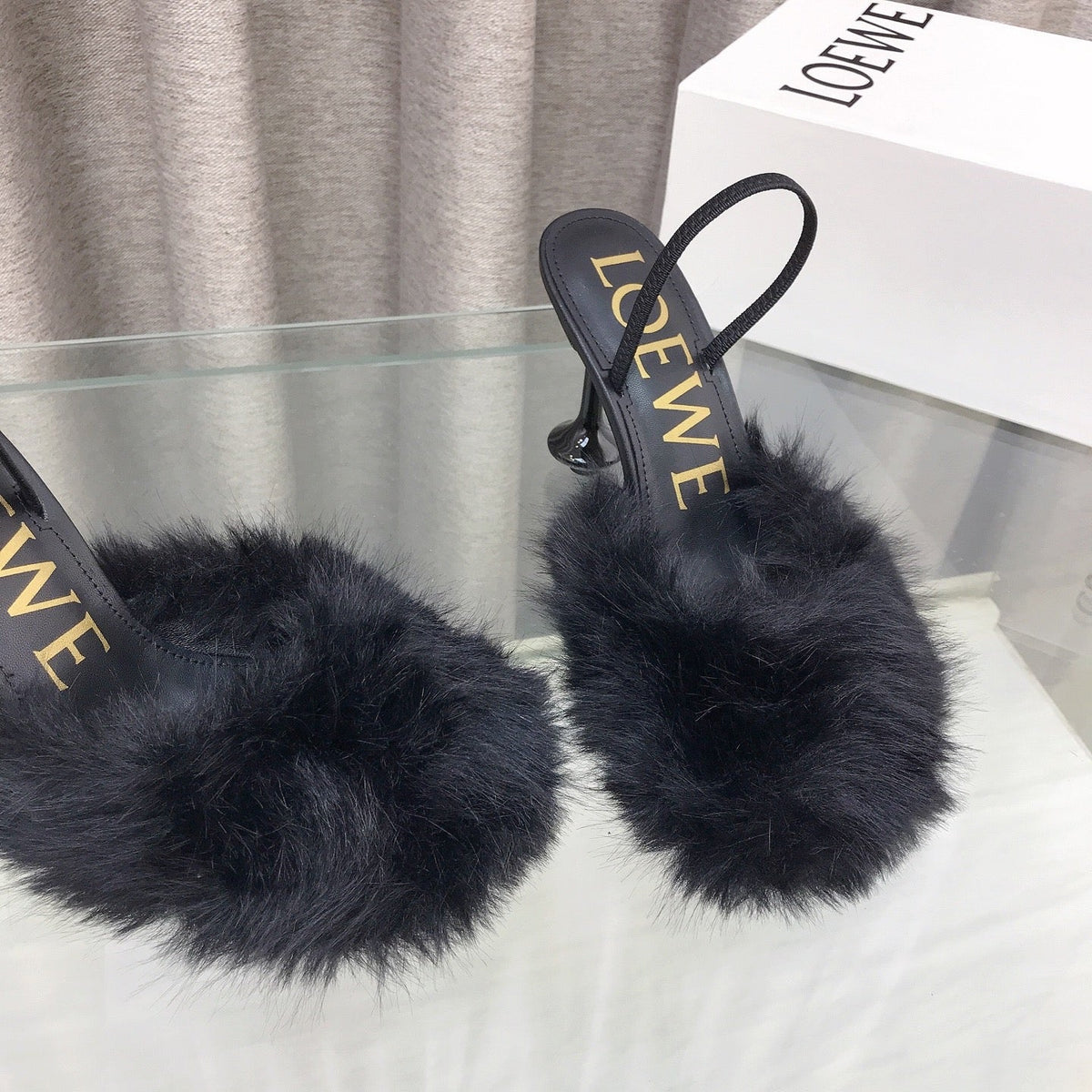 Loewe 25SS Fur-lined Mule 100 Black in Fox Fur 597440