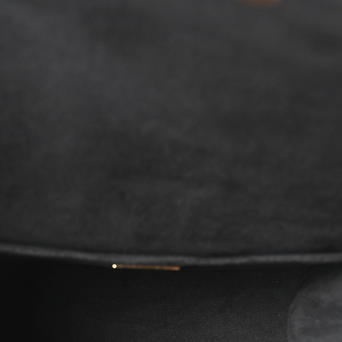 Vernis Epi Monogram Spring Street Black