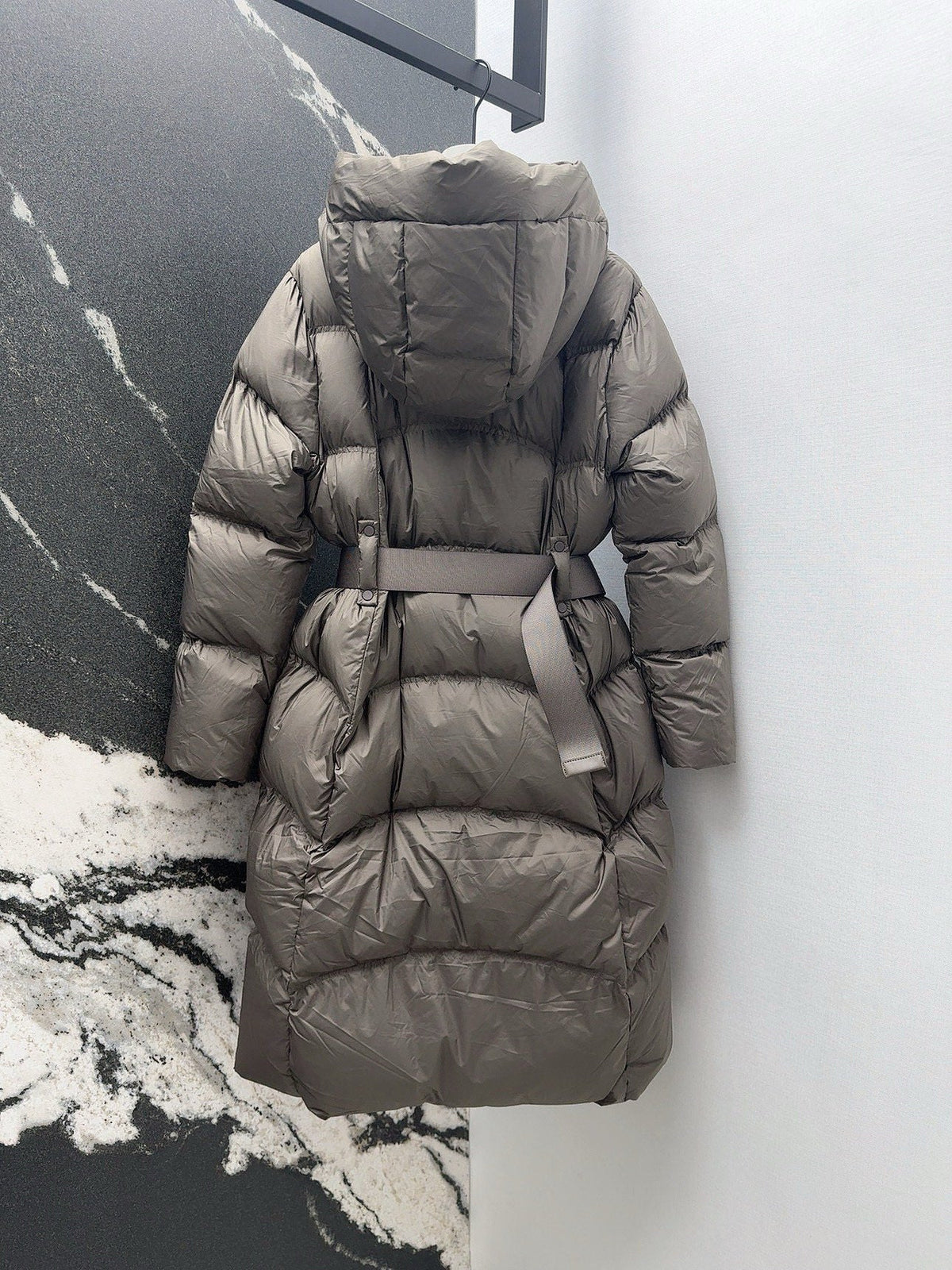 Burberry 25 Hooded Short Down Jacket with Adjustable Waist Taupe Polyester