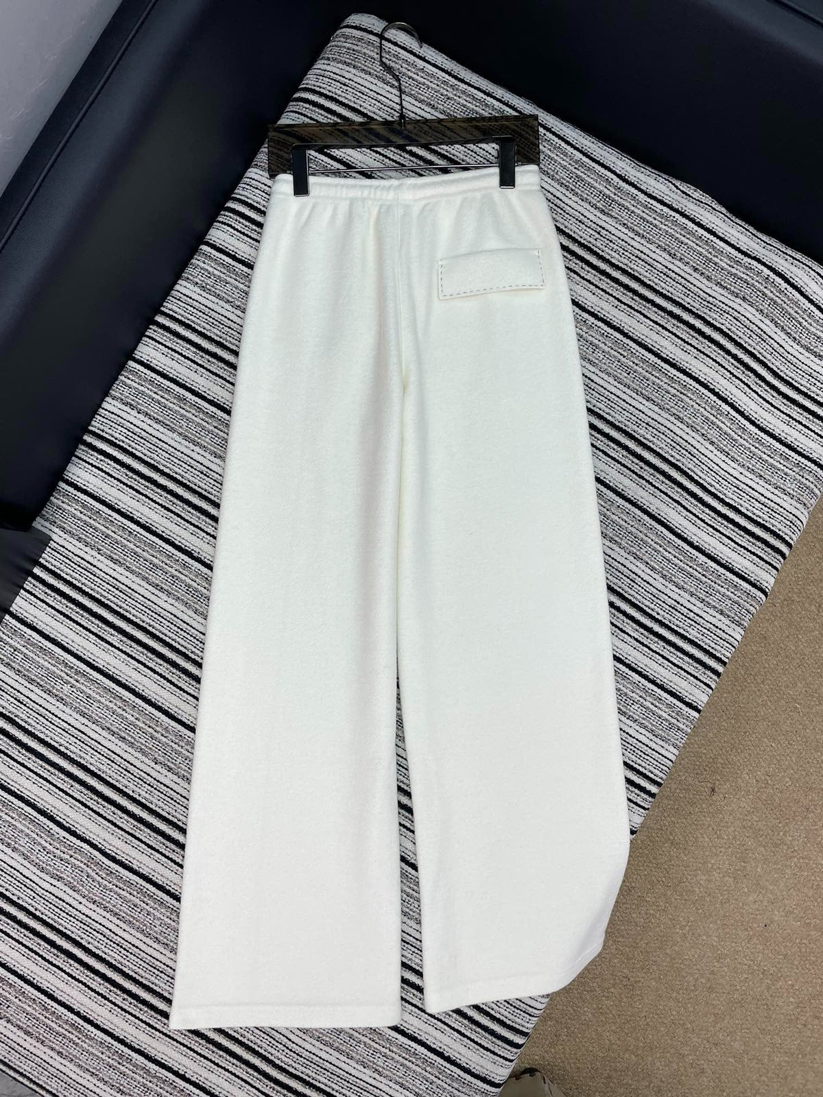 MIUMIU WIDE-LEG PANTS STYLE 653