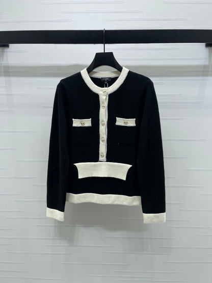 CC 25F Round-Neck Knitted Long-Sleeved Cardigan Black Wool