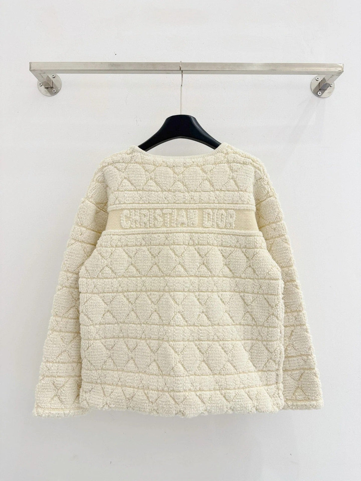 DIOR 25S BUTTONED SHEARLING COAT 599