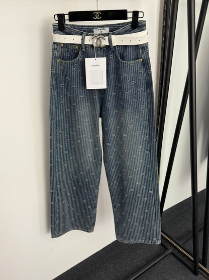 CHANEL 25S HIGH-WAISTED FLEECE-LINED JEANS 563