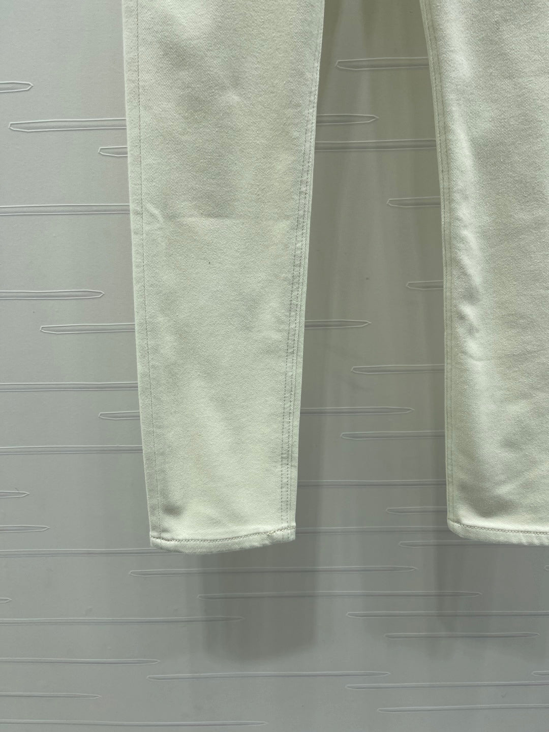 CC Slim-Fit Jeans White Pink Denim 343627