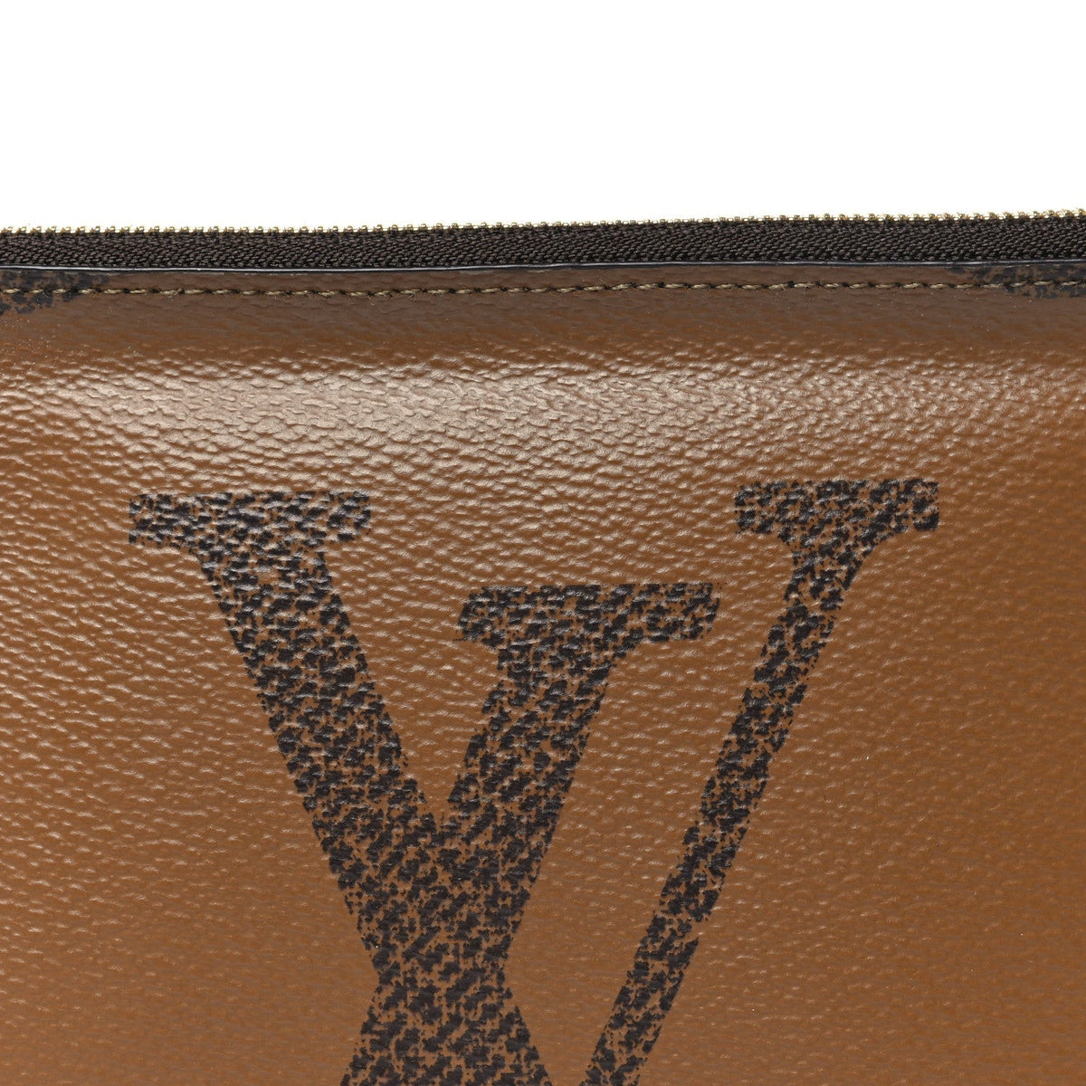Reverse Monogram Giant Double Zip Pochette