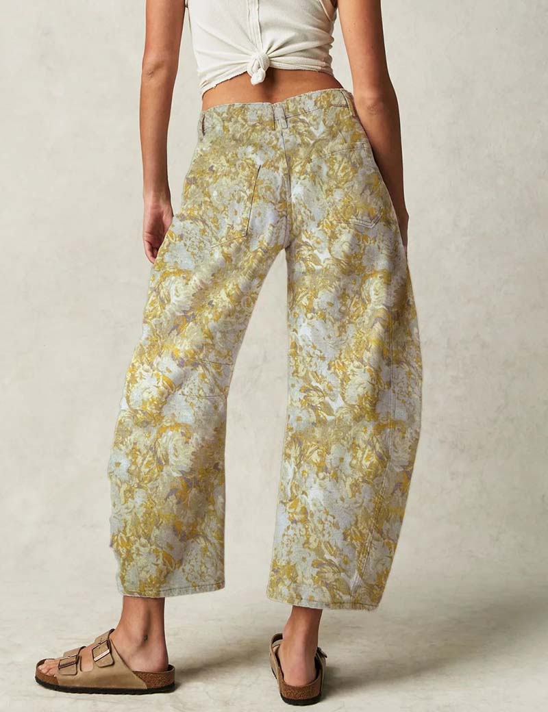 Love Star Print Loose Midi Waist Jeans