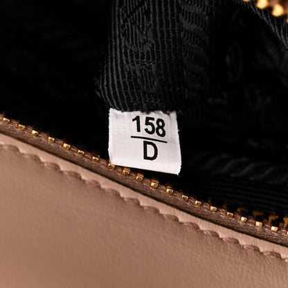 Saffiano Soft Calfskin Small Zippered Tote Cipria