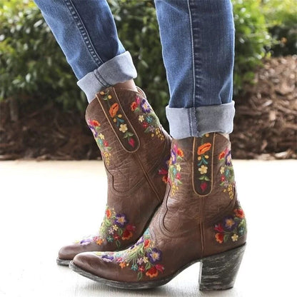 Plus Size Embroidered Pointed Toe Women'S Martin Boots