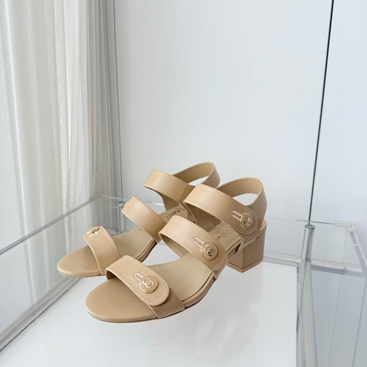 Chanel 26 Turnlock 40 Beige Sandal Heels in Lambskin 597401