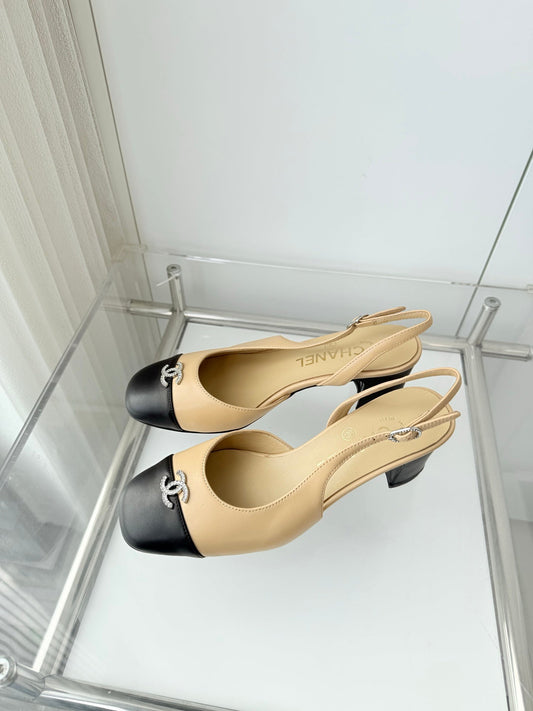 Chanel 26 High Heels Beige Black 50 in Lambskin 597332