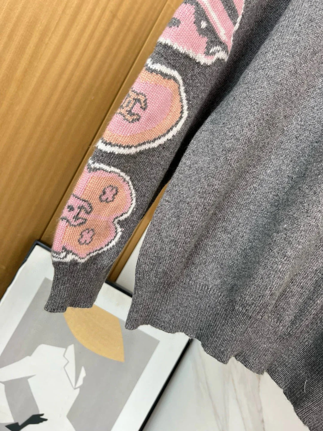 CHANEL 25S SWEATER STYLE 195