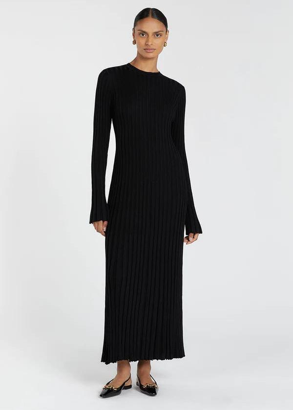 Pleated Ribbed Knit Midi Dress In Soft Fabric