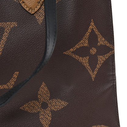 Reverse Monogram Giant Onthego MM