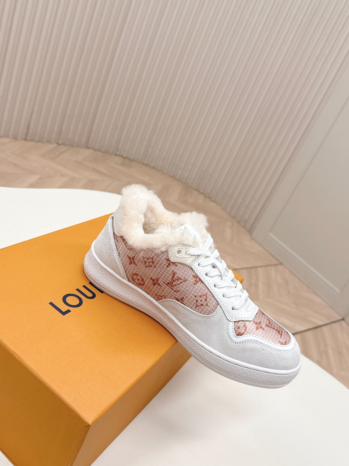 LV Stadium Sneaker White Pink Cowhide Cotton Wool 595428