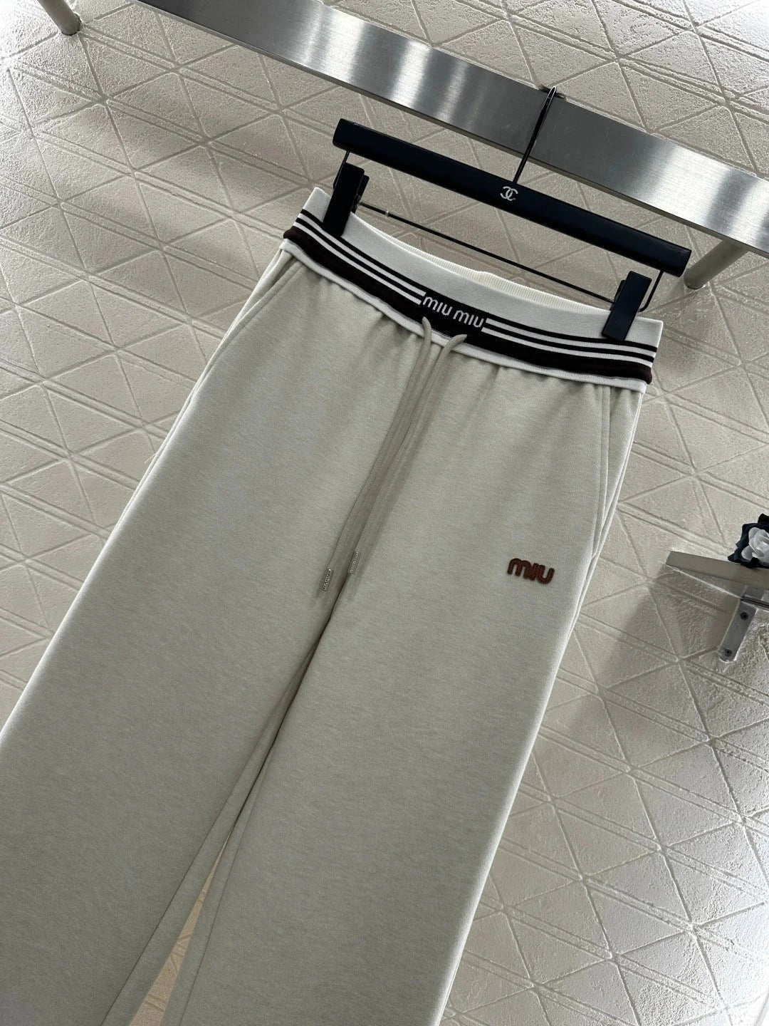 MIUMIU PANTS STYLE 767