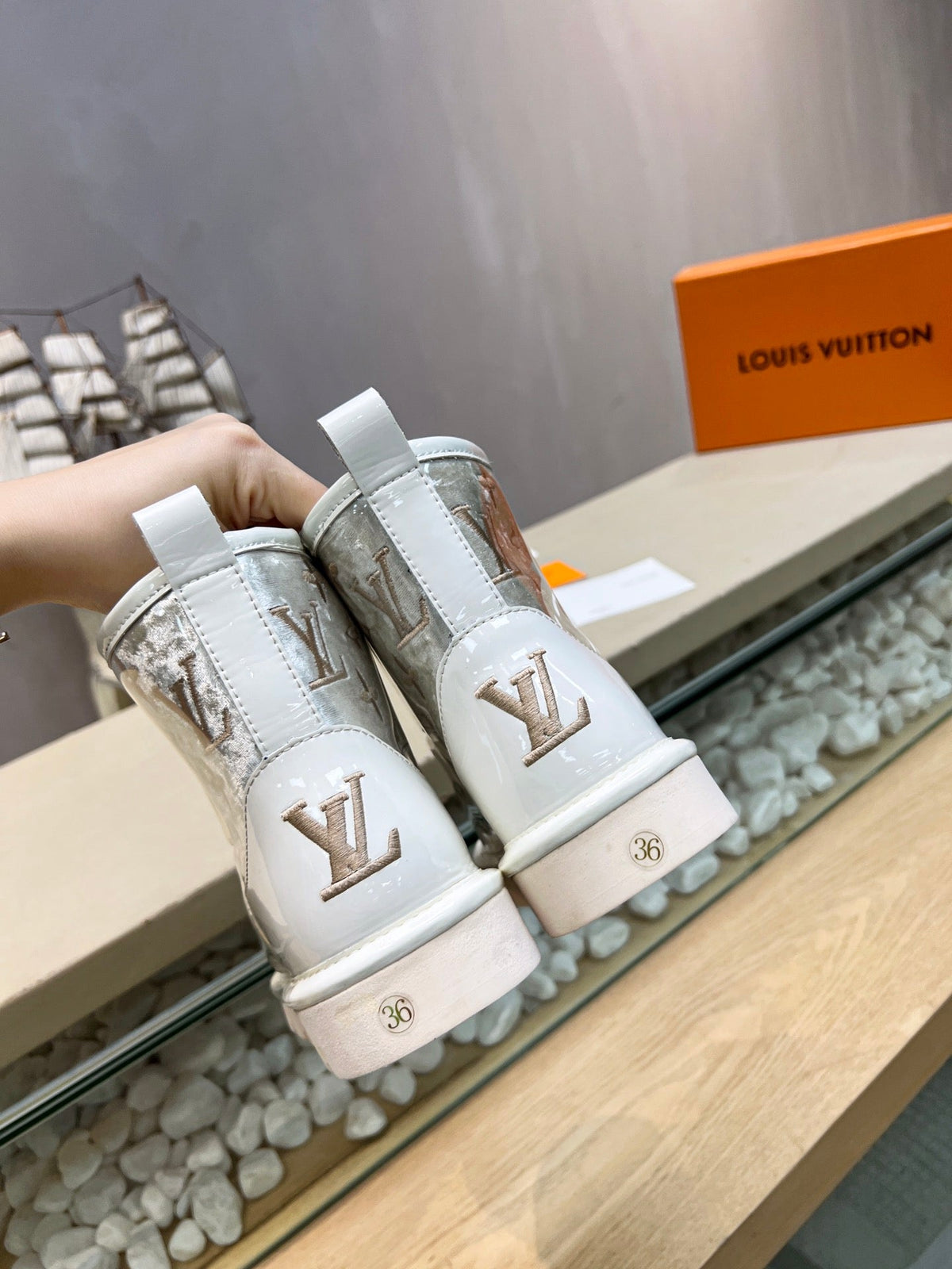 LV 25 Snow Boots Sliver Monogram PVC Wool