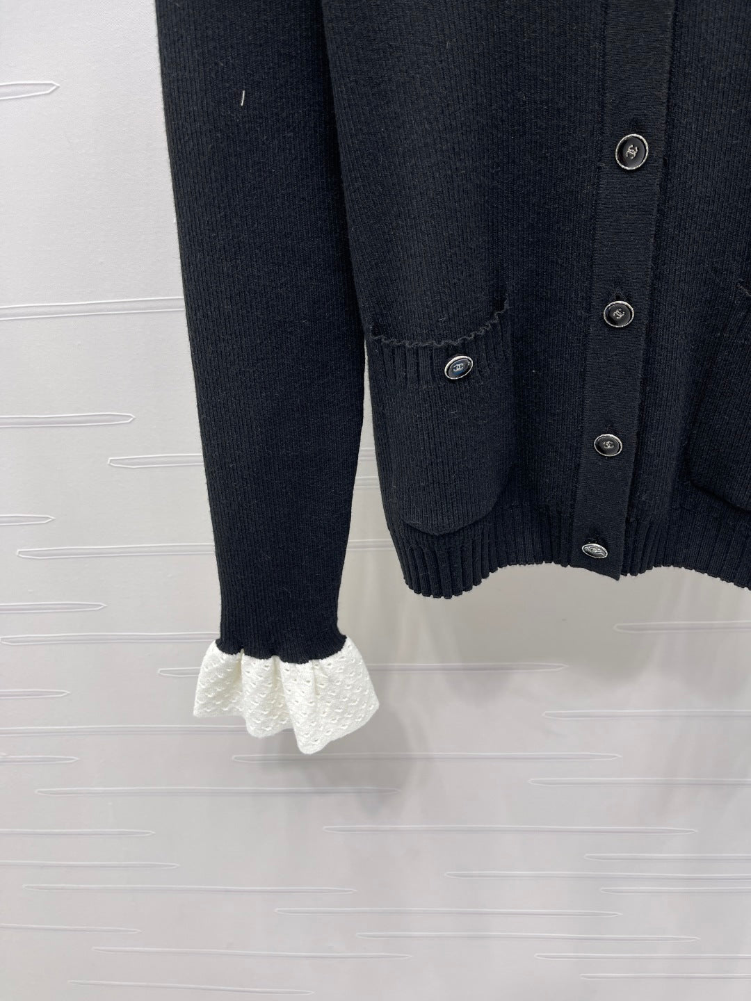 CHANEL WOOL LONG SLEEVE CARDIGAN STYLE 281