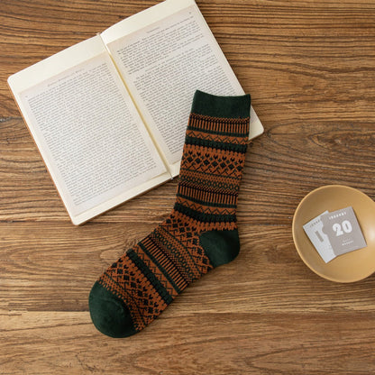 Rufia - Curved Pattern Mid-Calf Socks