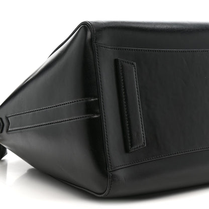 Shiny Lord Calfskin Medium Antigona Black