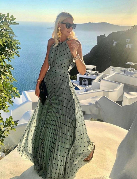 Elvira Elegant Dress