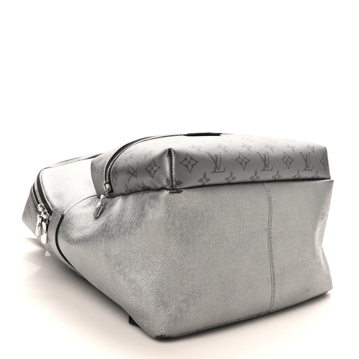 Monogram Taiga Discovery Backpack PM Silver