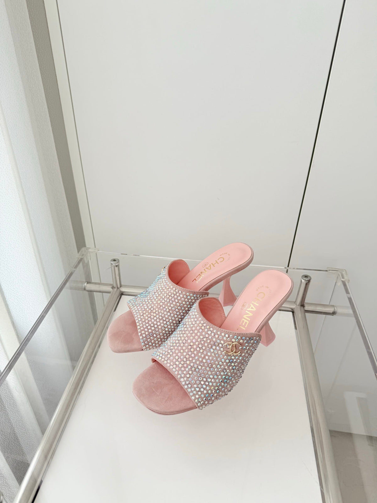CC 26 Sandal 90 Pink Rhinstone Deer Hide 597376