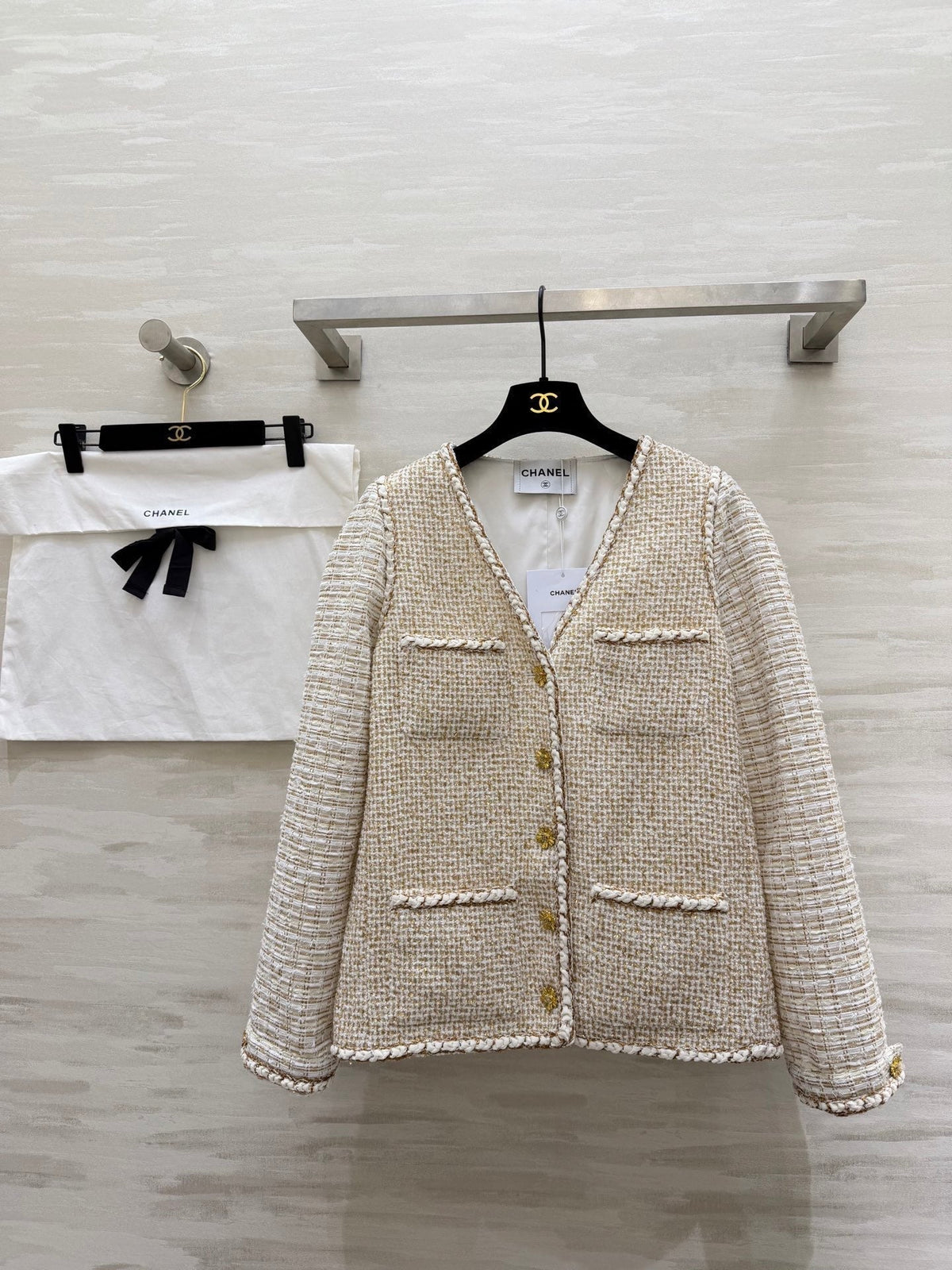 CC 26s Cruise Jacket Beige Tweed Weave & Gold Thread