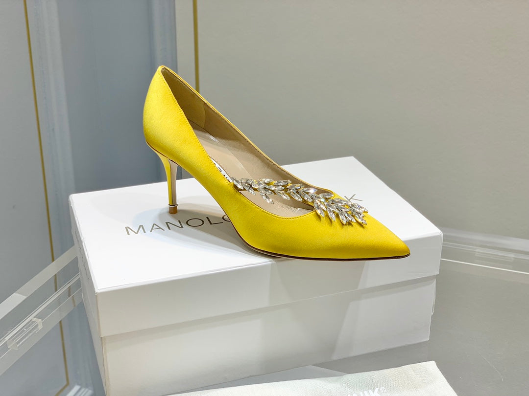 Manolo Women's Nadira Pumps 70 Yellow Satin