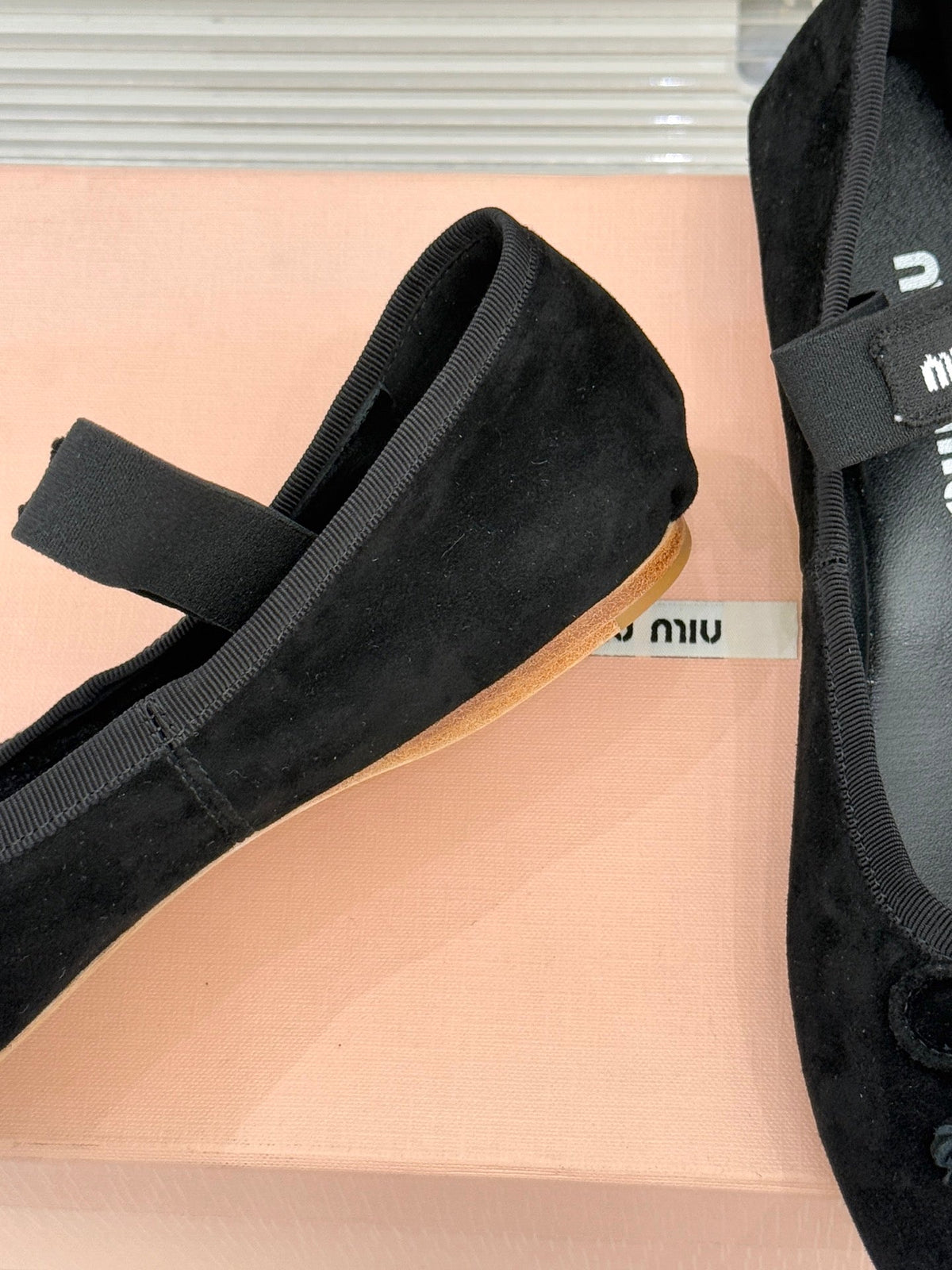 Miu Classic Bow Letter Ballet Flat Black Suede 571003