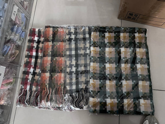 Scarvii – Pixel Plaid Fringe Scarf