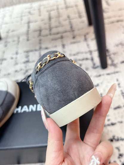 CC Cruise 25/26 Moccasins White Slate Blue Gray Suede