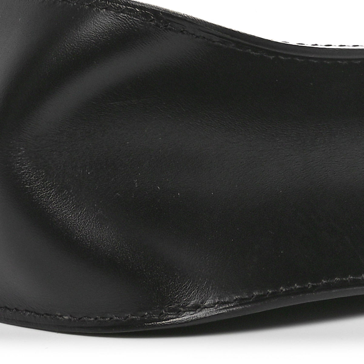 Vache Hunter Evelyne Sellier 29 PM Black