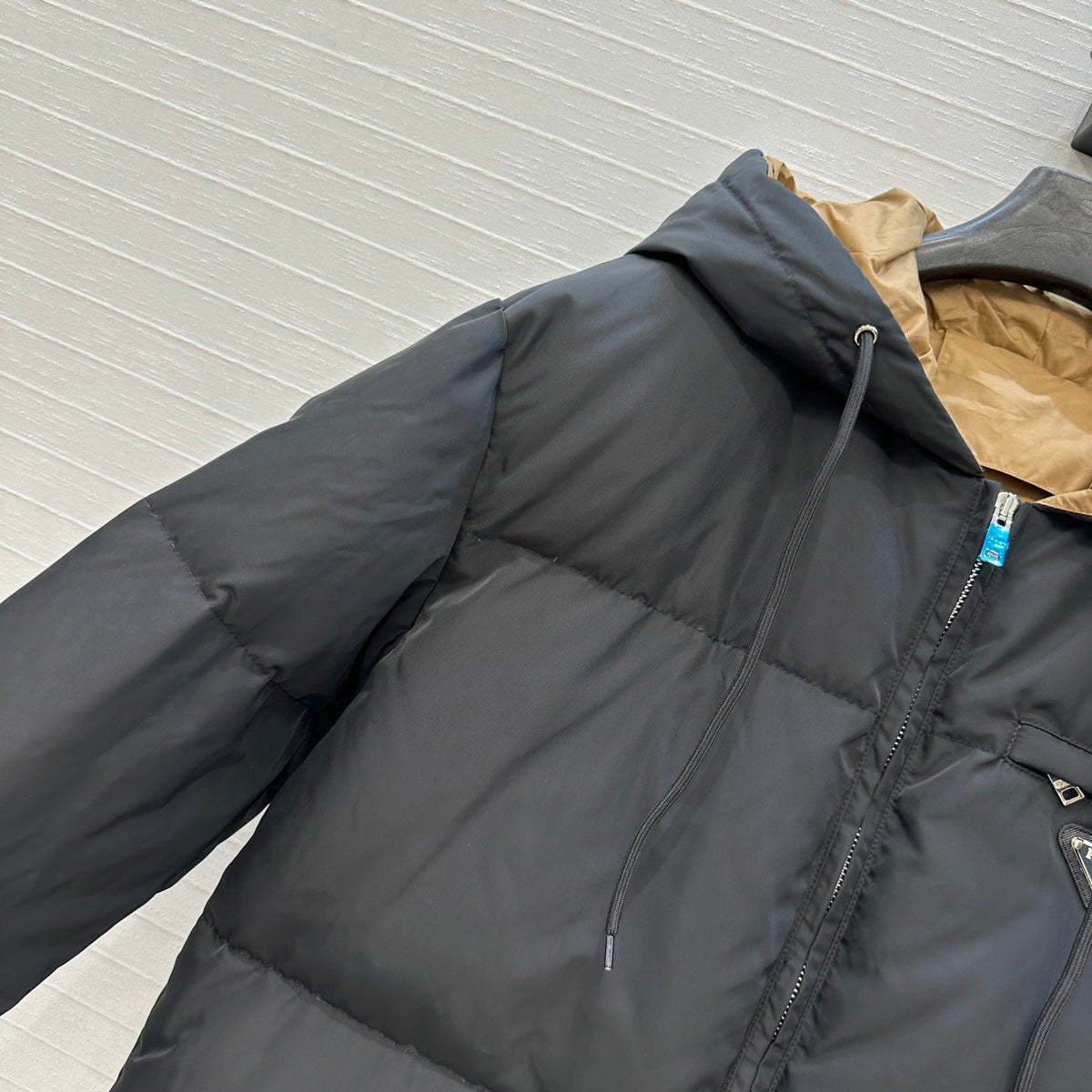 Prada 25 Down Jacket Black Polyester 301199
