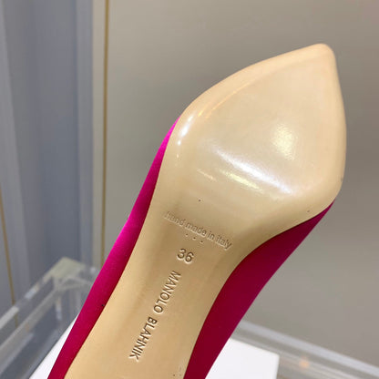 Manolo Women's Nadira Pumps 70 Hot Pink Satin