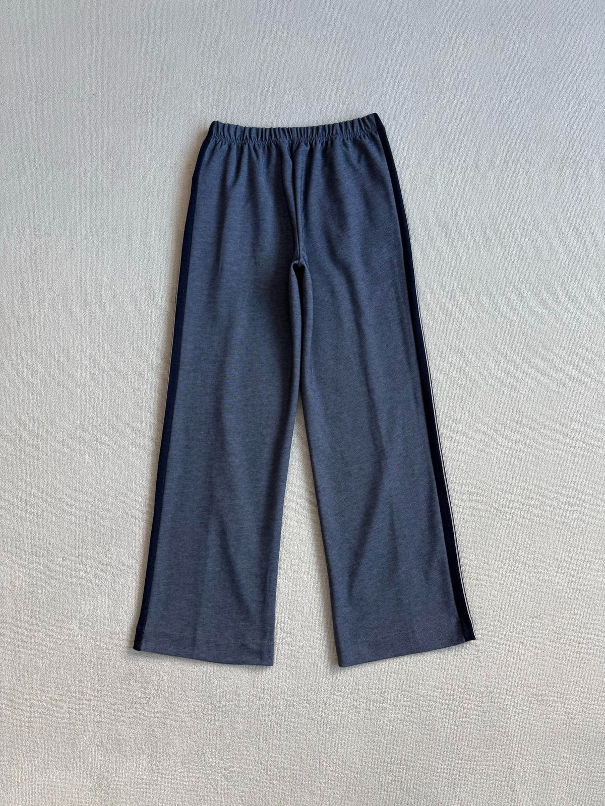 MIUMIU SPORTS PANTS STYLE 590
